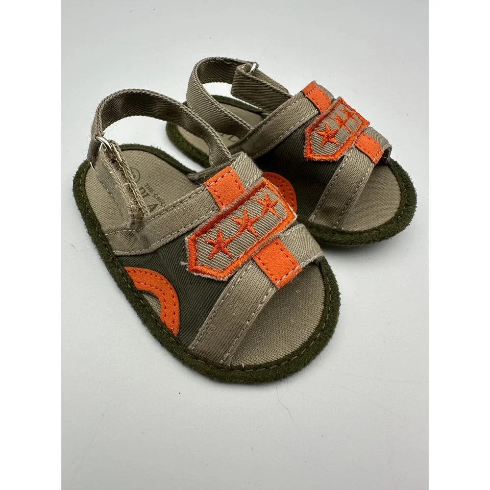 The Childrens Place Sandals Kids 6-12M Green Orange Star Embroidered Soft Sole
